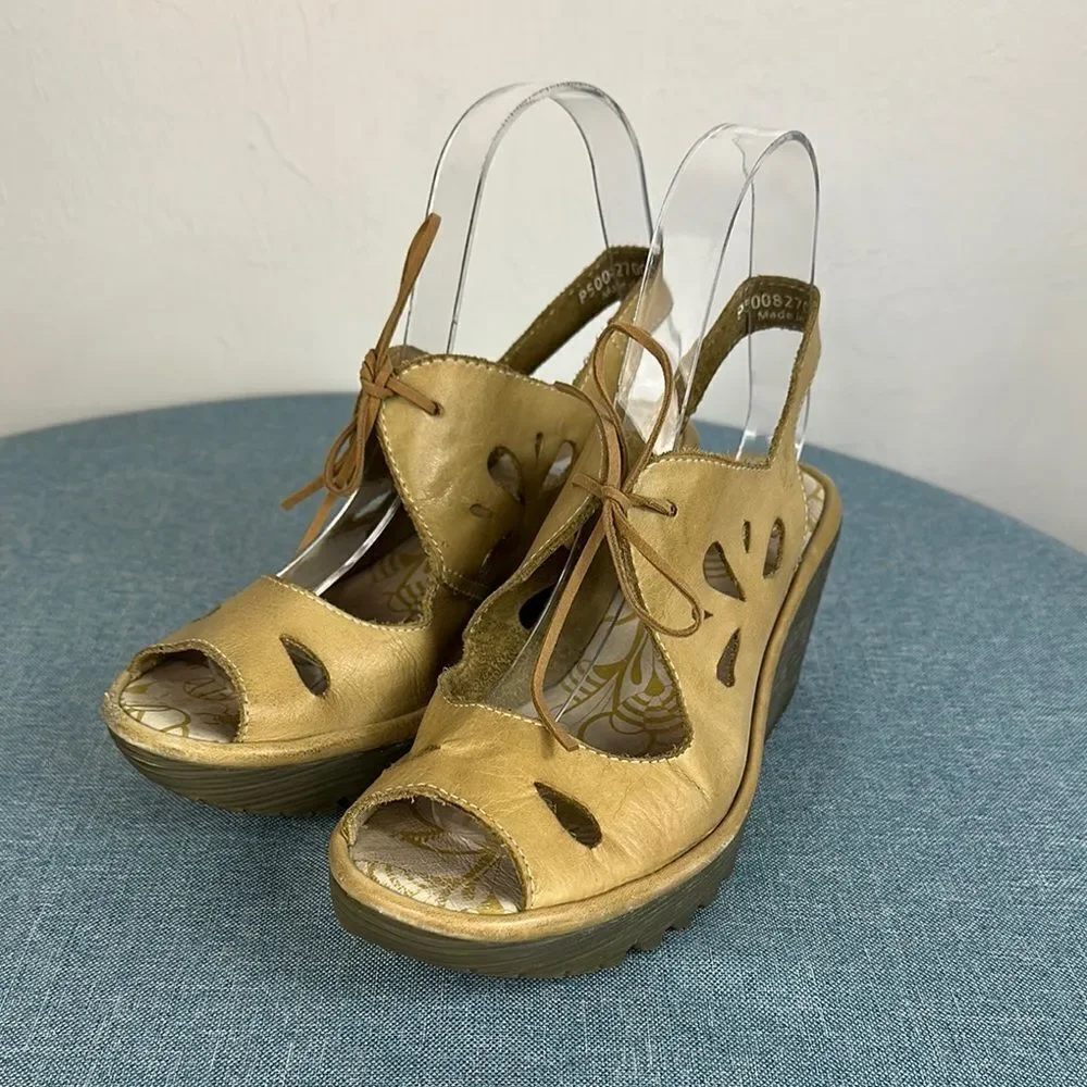 Fly London Women's Yend Slingback Wedge Sandal In Beige Size 6.5/7